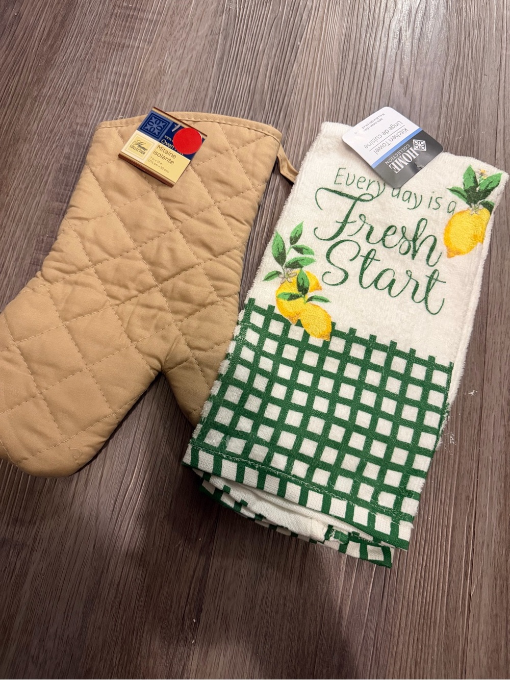 Beige Quilted Oven Mitt & Lemon 'Fresh Start' Kitchen Towel Set-nwt